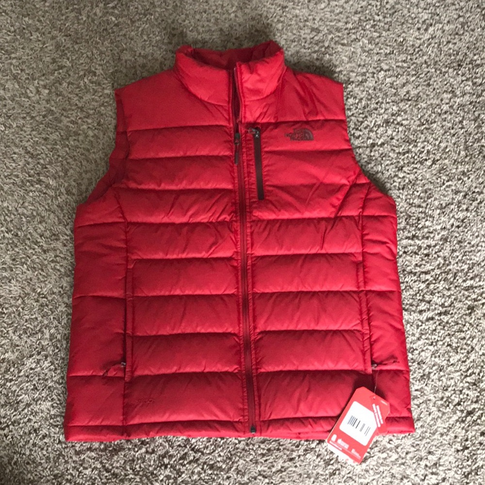 Men’s North Face Down Vest size L